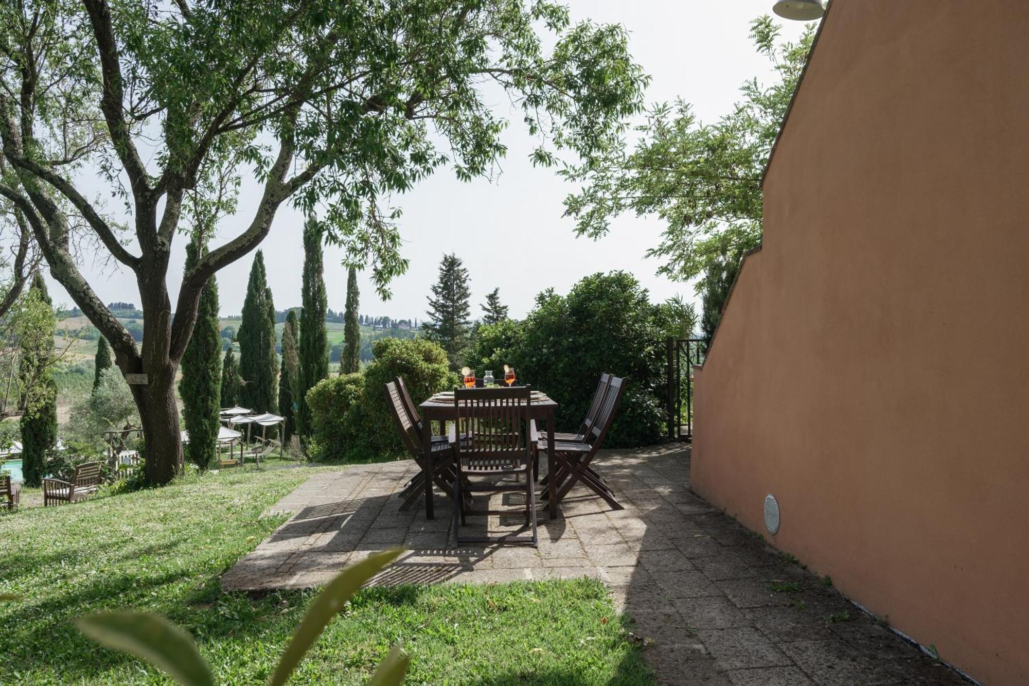 Agriturismo La Ca'Solare Palaia Exterior foto
