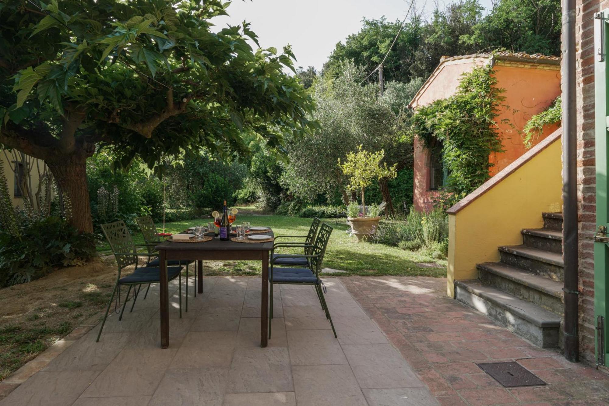 Agriturismo La Ca'Solare Palaia Exterior foto
